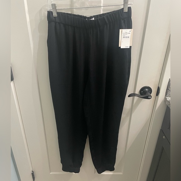 14th & Union Pants - 14th & Union Jogger Style Lightweight Relaxed Trousers in Black Sz S